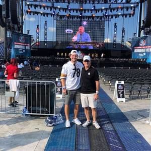 Meet your Posher, Lucas